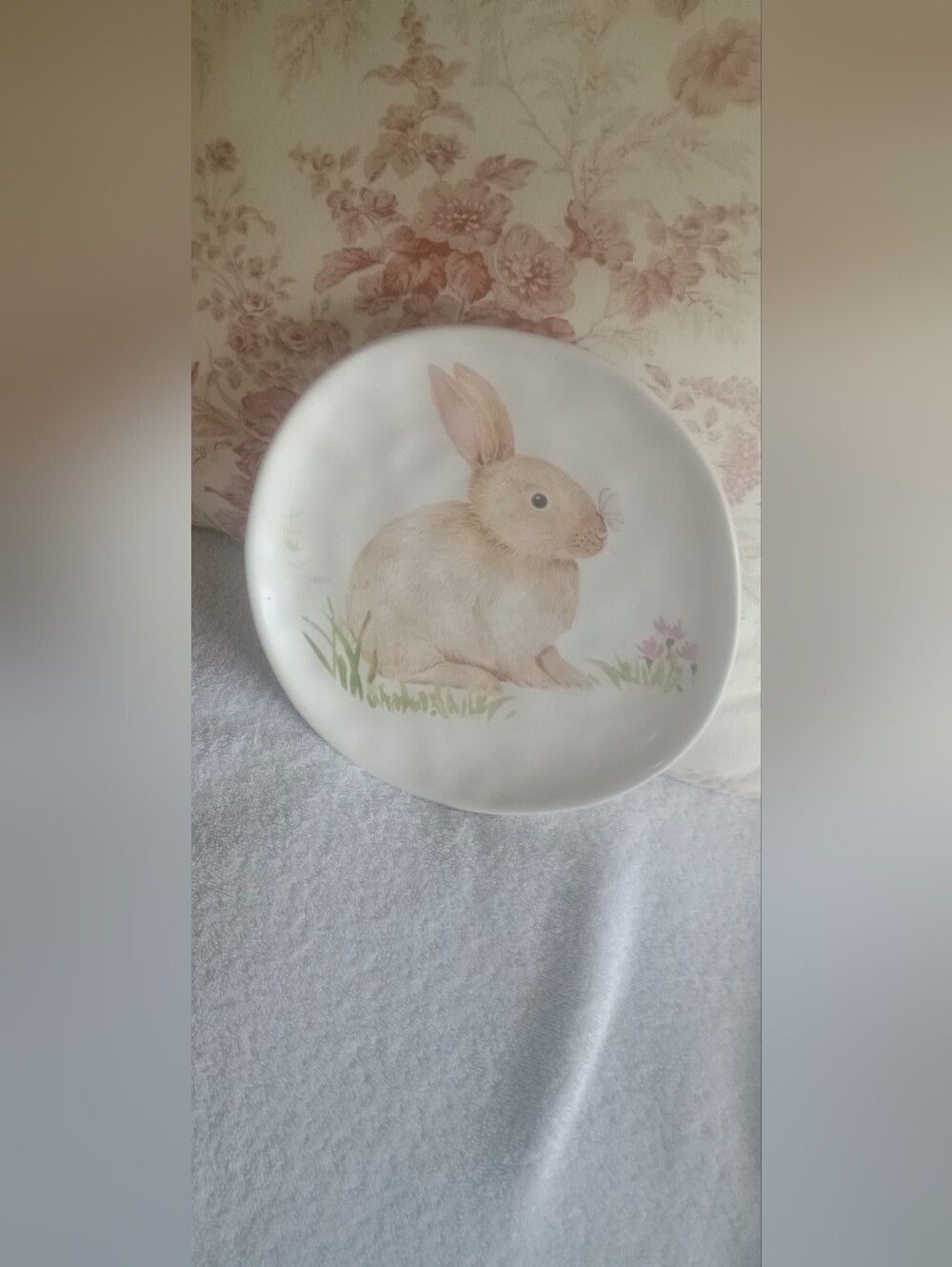 Decorative Bunny Plate in Soft Pastel Neutrals